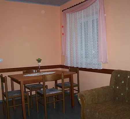 Apartment Povljana 233b